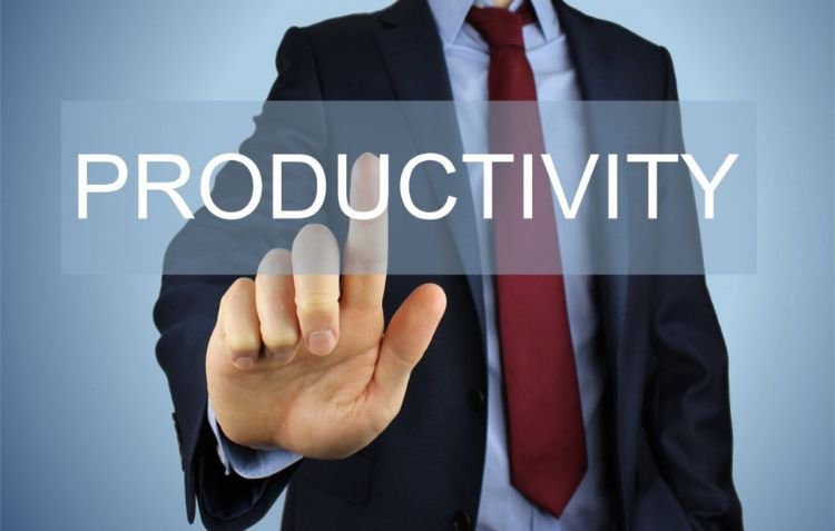 Insurance agent improving productivity strategies